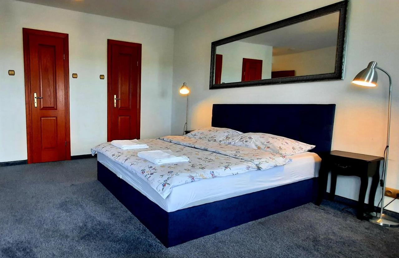 Apartamenty Sienkiewicza10 Łomża Eksteriør bilde
