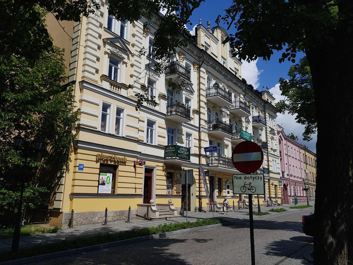 Apartamenty Sienkiewicza10 Łomża Eksteriør bilde