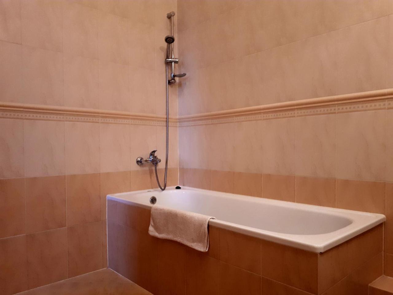 Apartamenty Sienkiewicza10 Łomża Eksteriør bilde