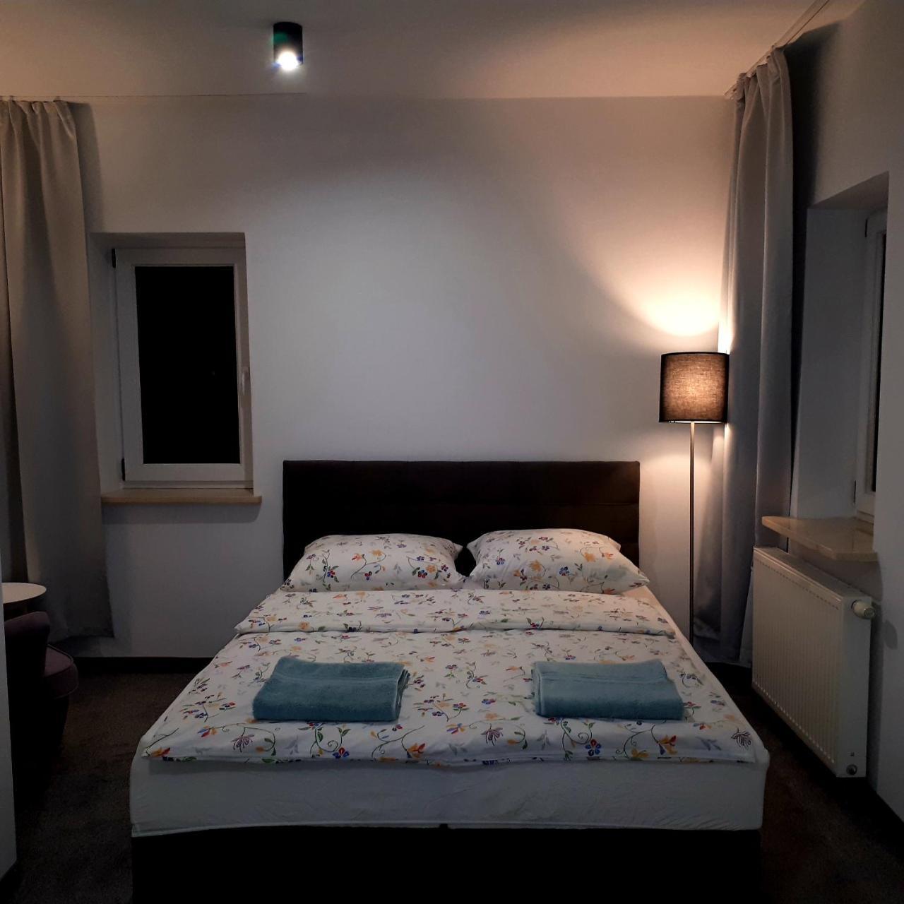 Apartamenty Sienkiewicza10 Łomża Eksteriør bilde