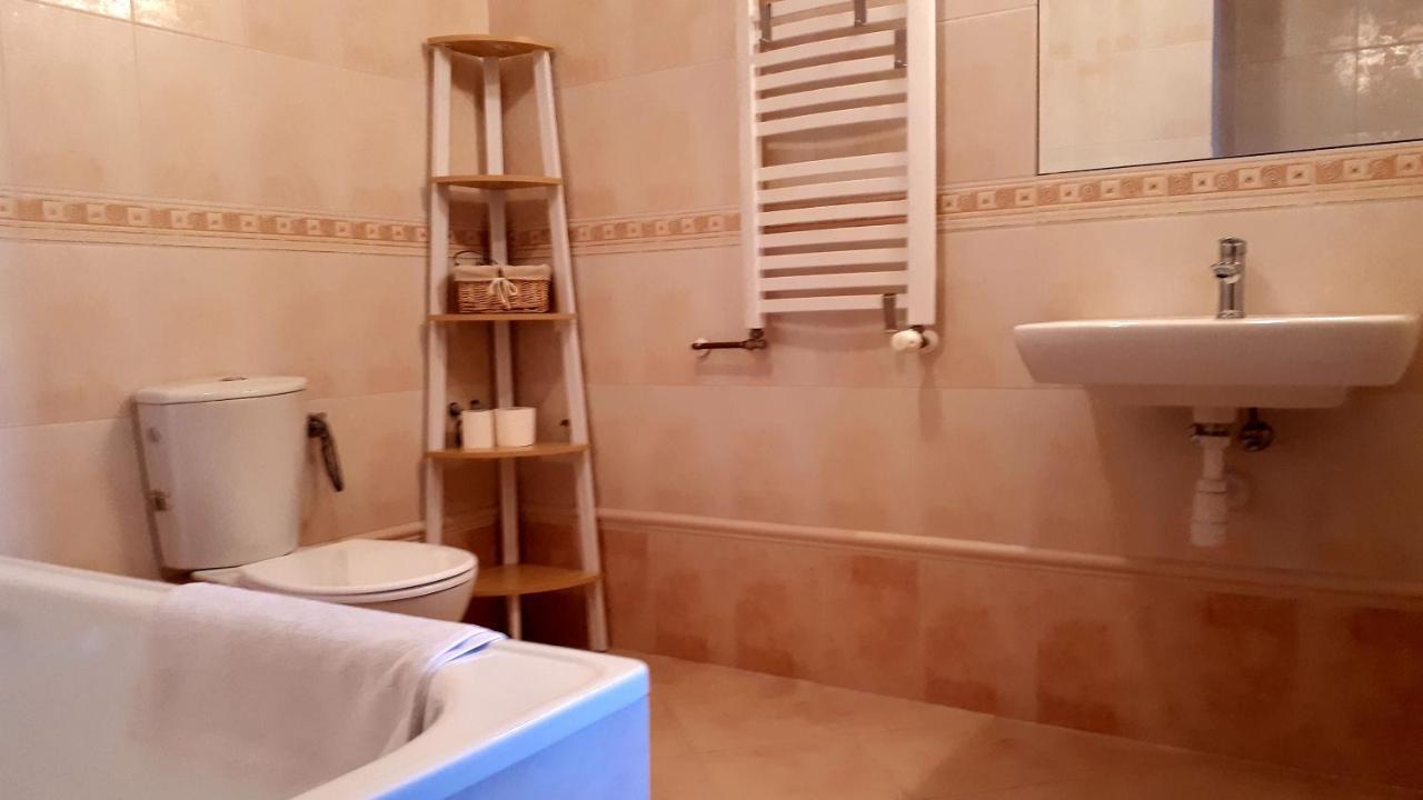 Apartamenty Sienkiewicza10 Łomża Eksteriør bilde