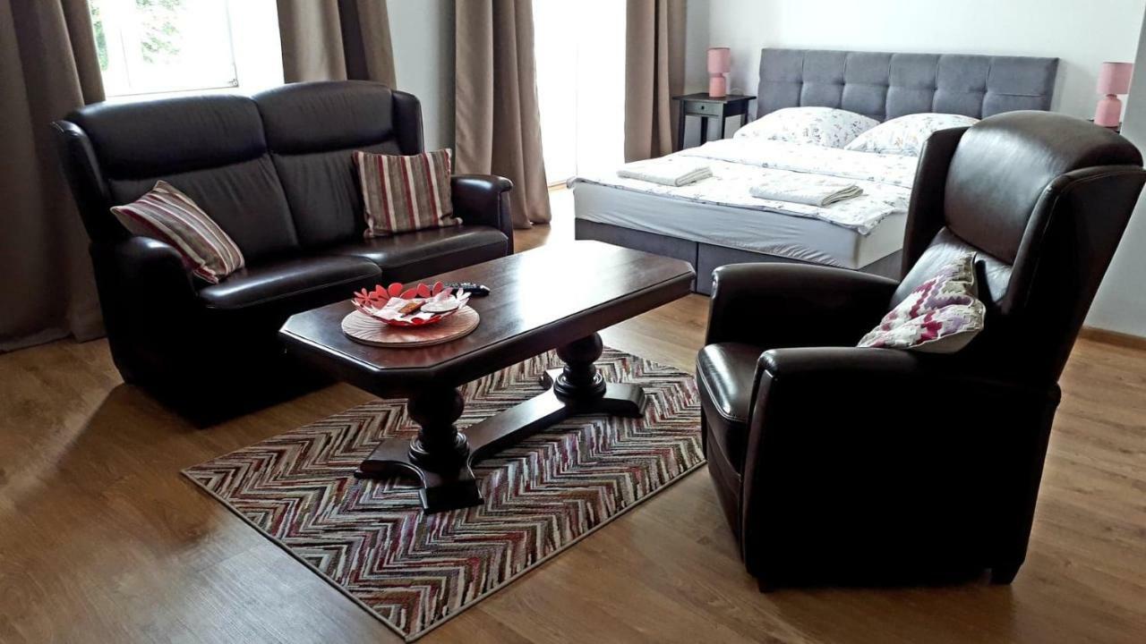 Apartamenty Sienkiewicza10 Łomża Eksteriør bilde
