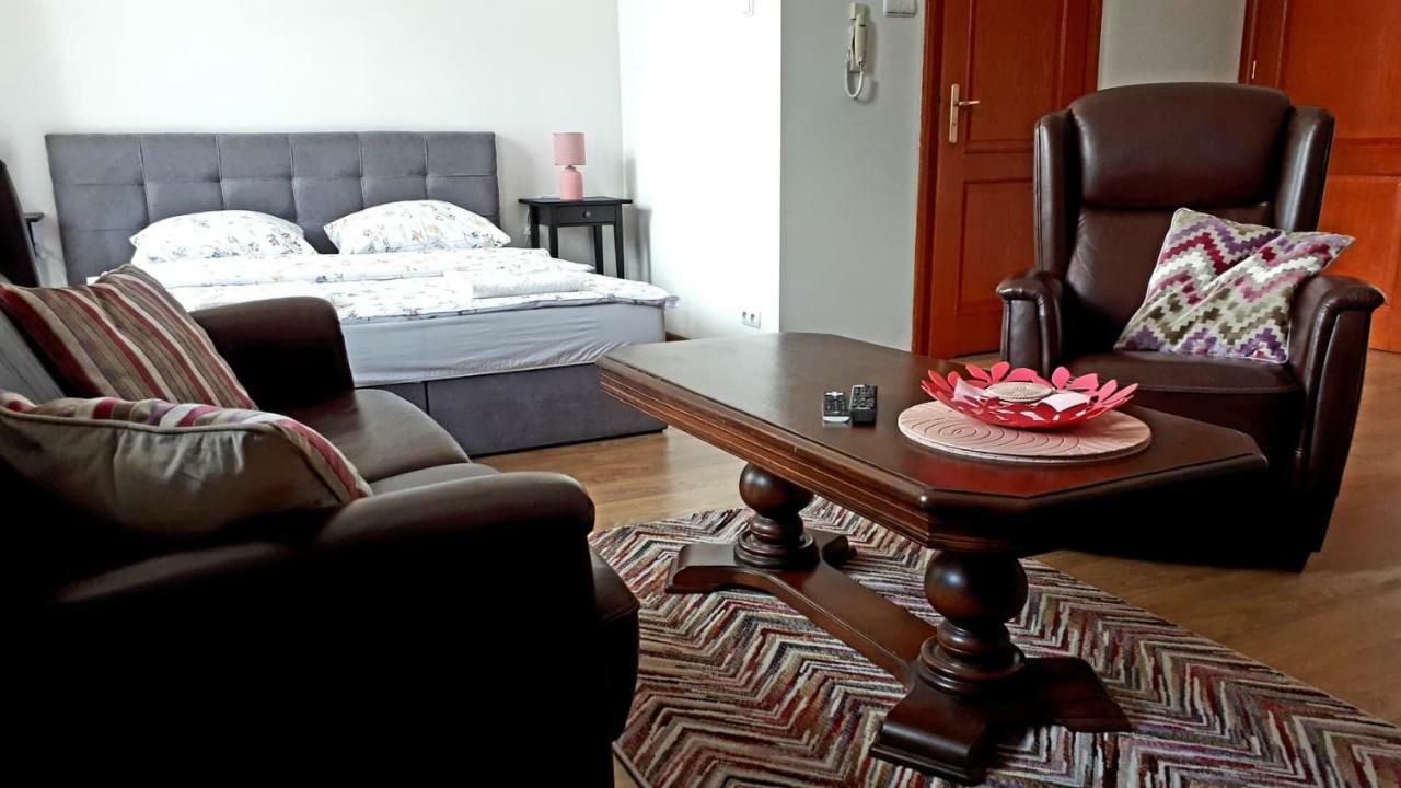 Apartamenty Sienkiewicza10 Łomża Eksteriør bilde